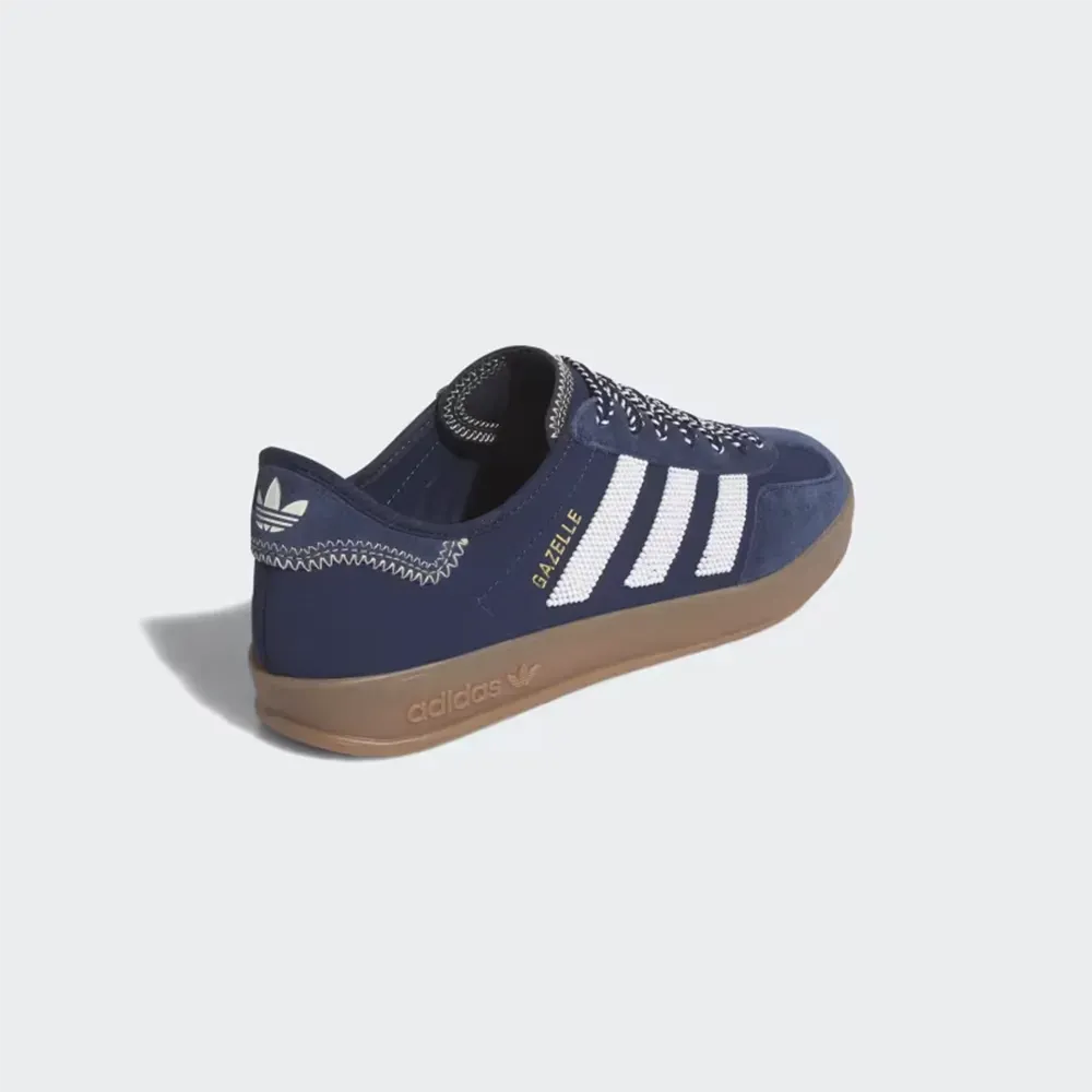Adidas Gazelle Indoor x
CLOT By Edison Chen "Collegiate Navy"