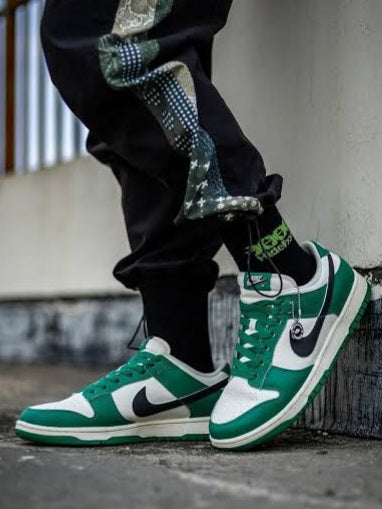 Nike Dunk Low Se "Lottery Pack Malachite Green"
