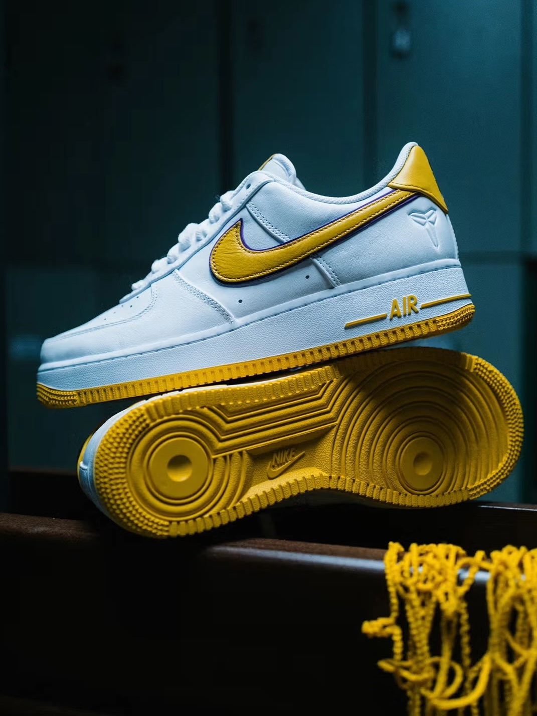 Air Force 1 Low Retro QS x 
Kobe Bryant "Lakers Home"