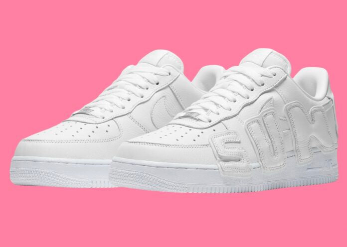 Air Force 1 Low
"Cactus Plant Flea Market White" (2024)