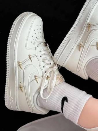 Air Force 1 '07 LX CN
"Sail Gold Mini Swooshes" (Women's)