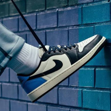 Air Jordan 1 Low OG "Obsidian UNC"