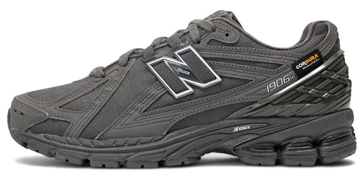 New Balance 1906R
"Cordura Magnet"