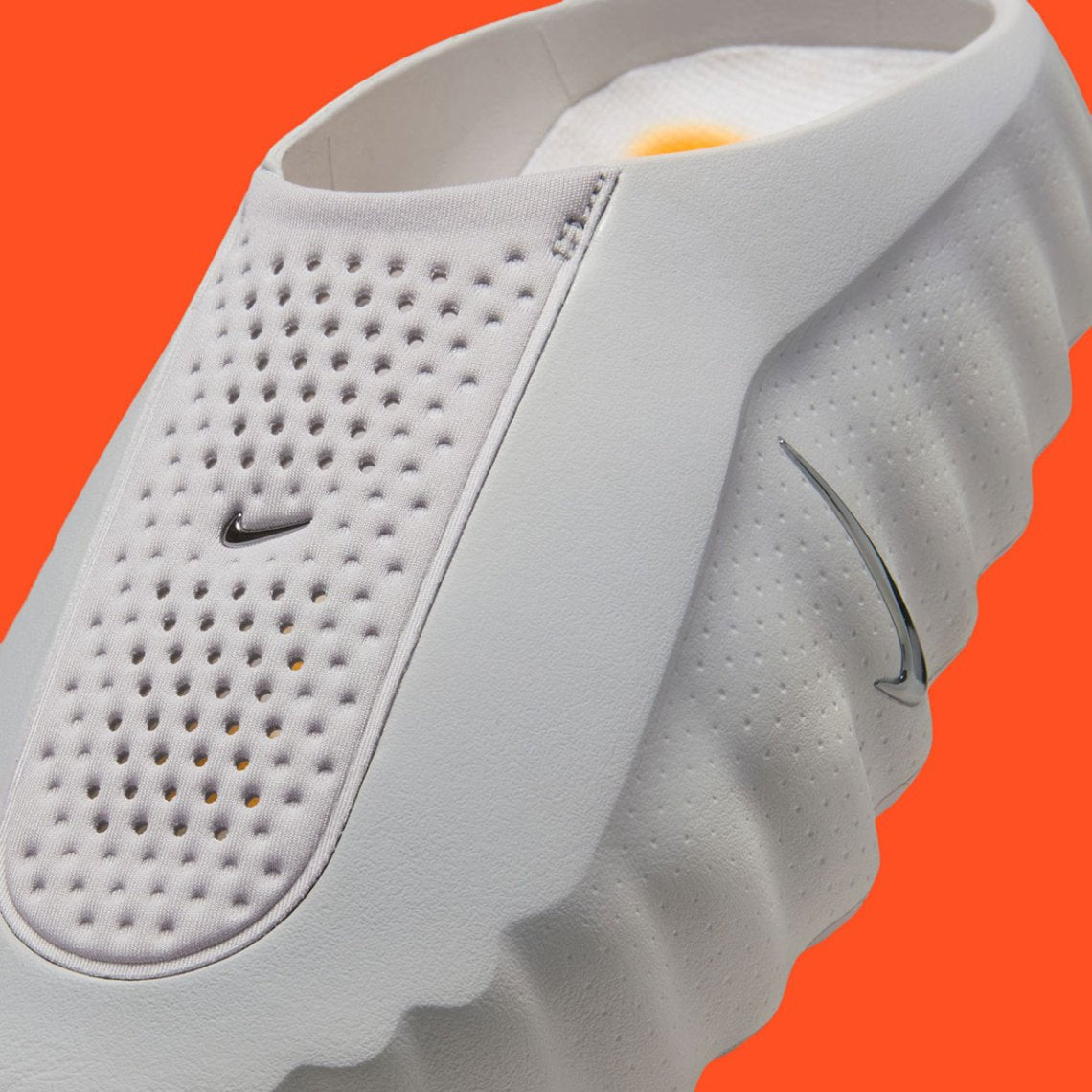 Nike Mind 001 Slide
"Light Smoke Grey"