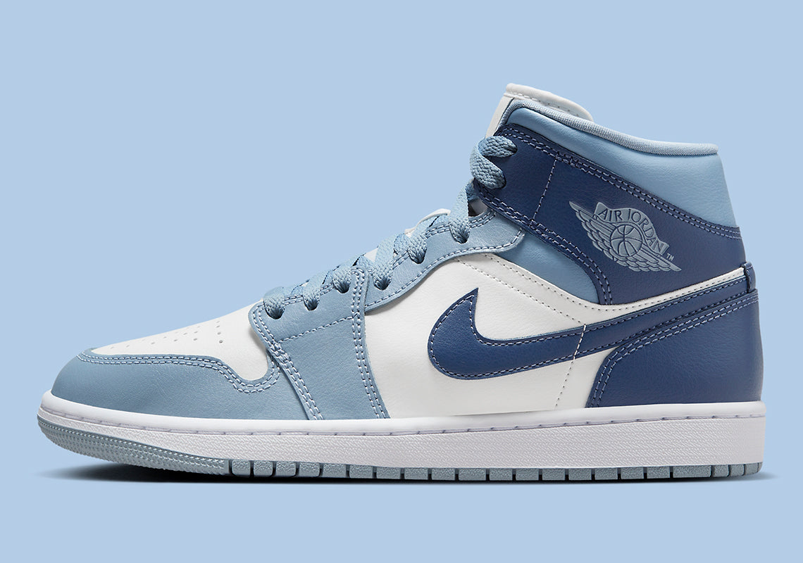 Air Jordan 1 Mid "Diffused Blue" (Women's)