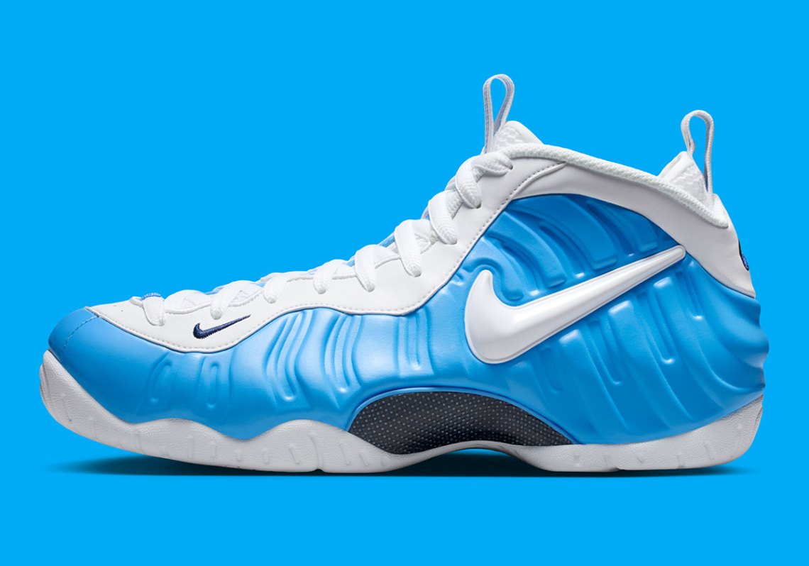 Nike Air Foamposite Pro
"University Blue"