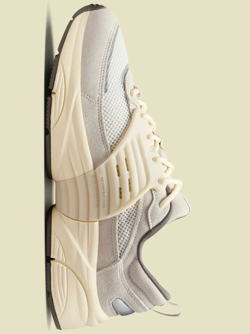 Jordan Trunner O/S "Light Orewood Brown"