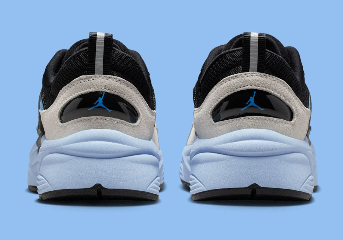 Jordan Trunner O/S “Psychic Blue”