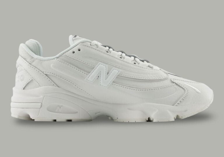 New Balance 1000
"Reflection Sea Salt"