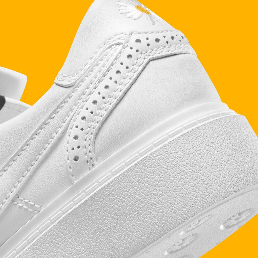 Nike Kwondo 1 x
G-Dragon Peaceminusone "Triple White"