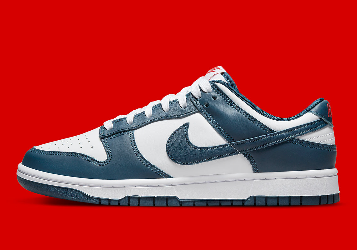 Nike Dunk Low "Valerian Blue"