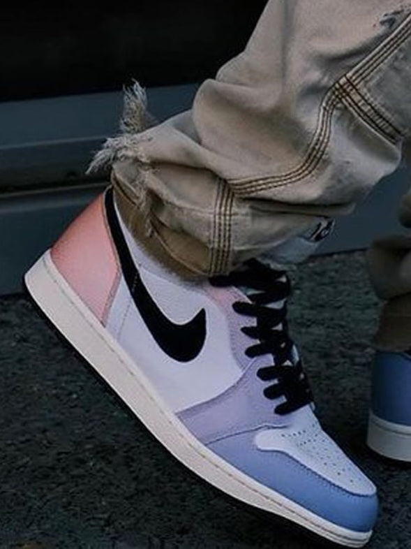 Air Jordan 1 Retro High OG
"Skyline"