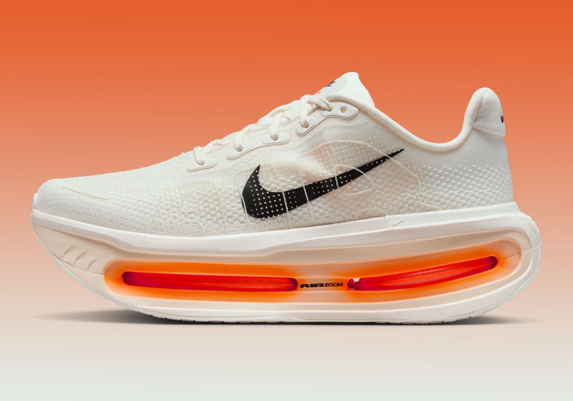 Nike Vomero Premium
"Sail Coconut Milk"