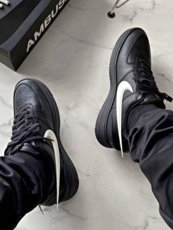 Air Force 1 Low SP x 
AMBUSH "Black"