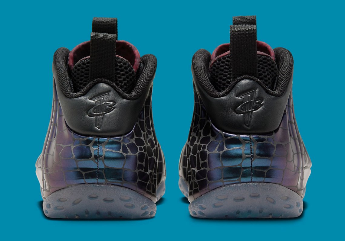 Nike Air Foamposite One
"Tekken 8 Kazuya Mishima"