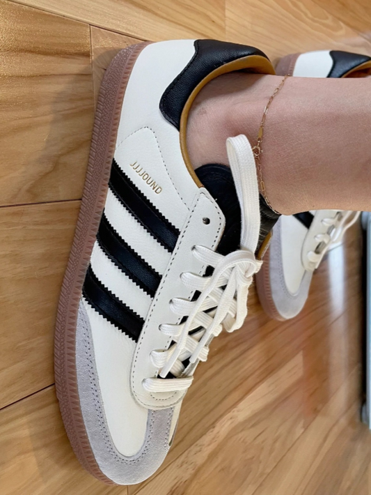 Adidas Samba OG x
JJJJound "White"