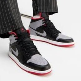 Air Jordan 1 Mid
"Bred Shadow"
