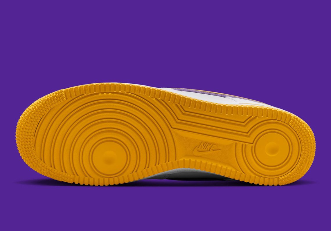Air Force 1 Low Retro QS x 
Kobe Bryant "Lakers Home"