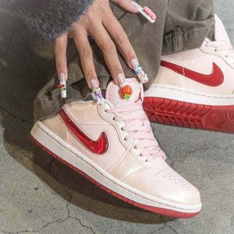 Air Jordan 1 Low Patent "Valentine's Day" (Women's)