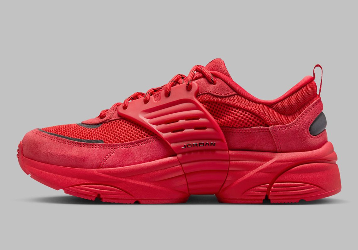 Jordan Trunner O/S "University Red"