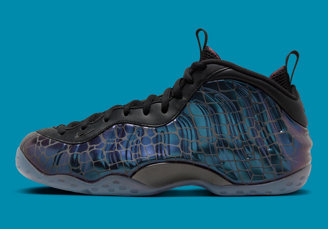 Nike Air Foamposite One
"Tekken 8 Kazuya Mishima"