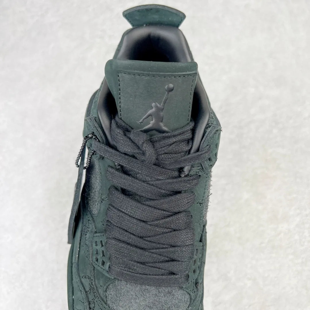 Air Jordan 4 x KAWS "Black"