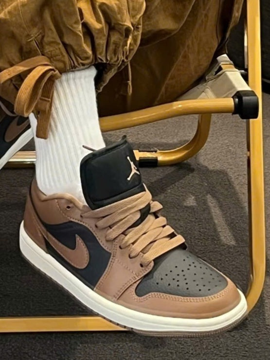 Air Jordan 1 Low
"Archaeo Brown" (Women's)
