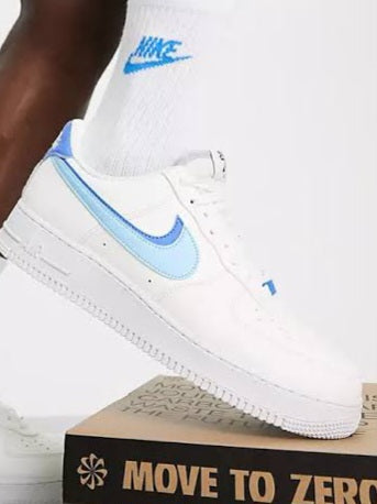 Air Force 1 Low '07 LV8
"82 Double Swoosh Medium Blue"