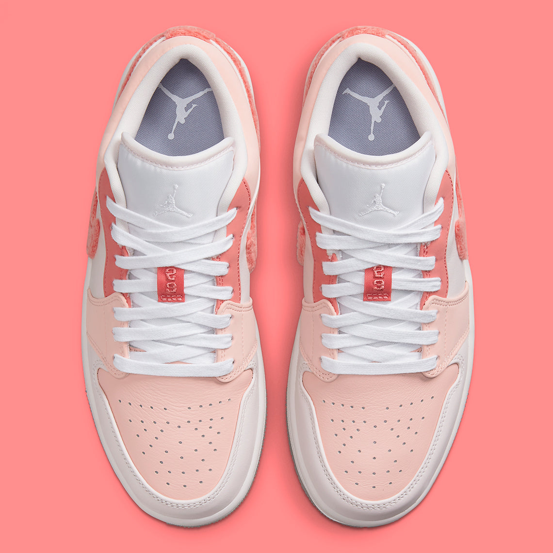 Air Jordan 1 Low SE
"Mighty Swooshers Pink" (Women's)