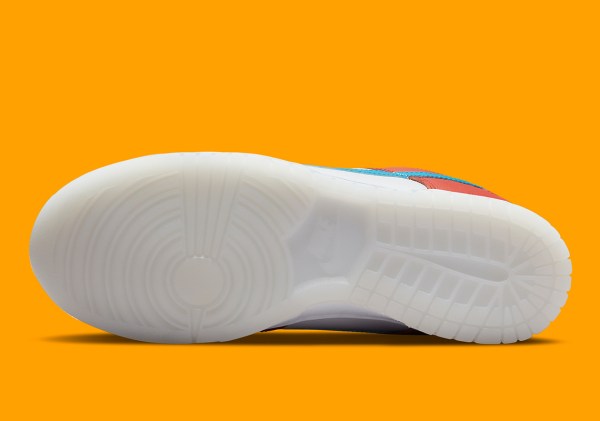 Nike Dunk Low QS
"LeBron James Fruity Pebbles"