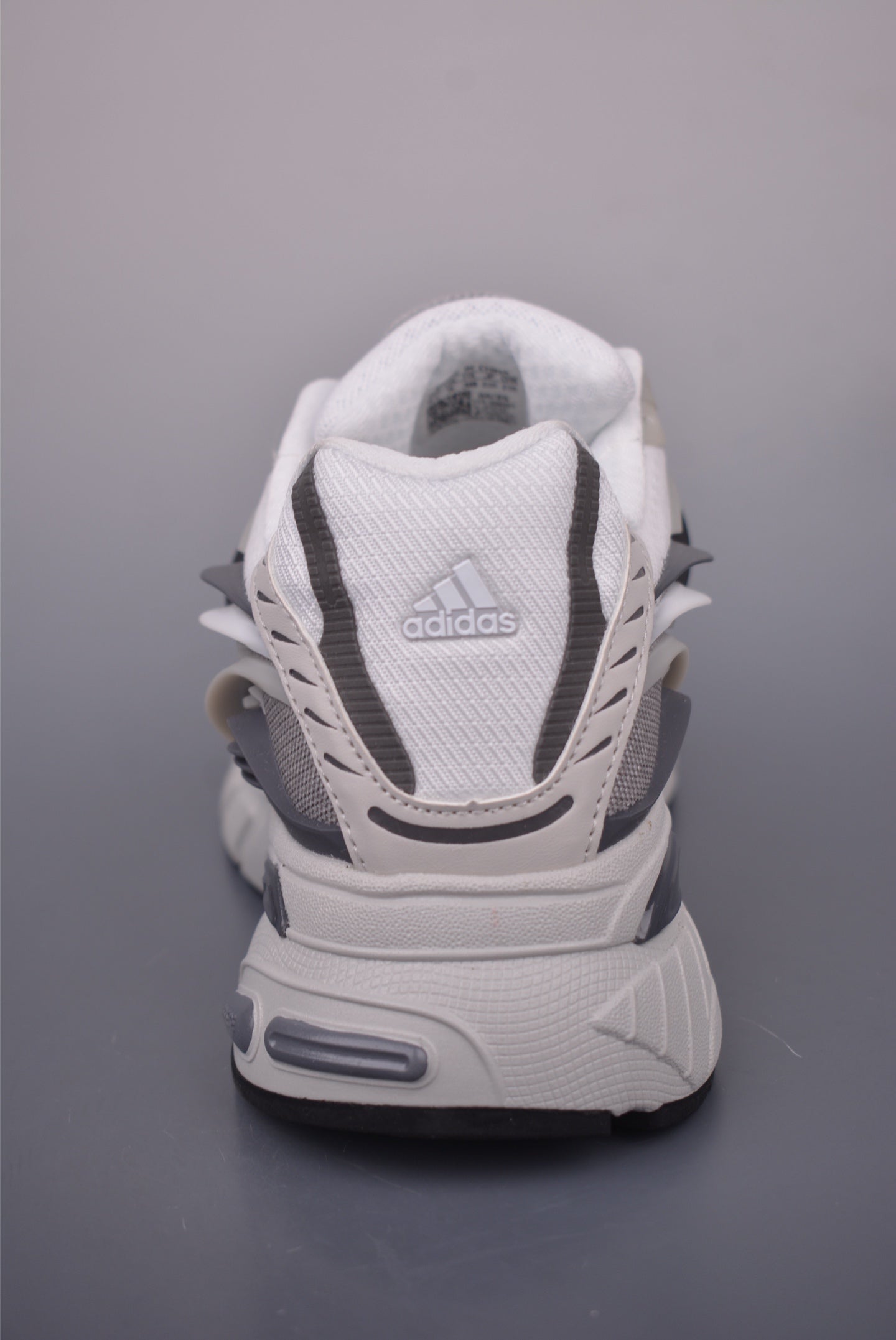 Adidas Adistar Jellyfish x 
Pharrell Williams "Solid Grey Black"