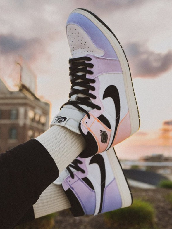 Air Jordan 1 Retro High OG
"Skyline"