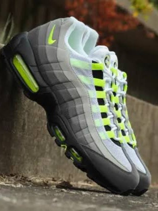 Air Max 95 SP
"Undefeated Geo NYC Neon"