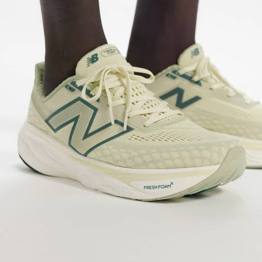 New Balance Fresh Foam X 1080v14
"Pale Moss New Spruce Linen"