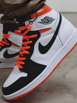 Air Jordan 1 Retro High
"Electro Orange"