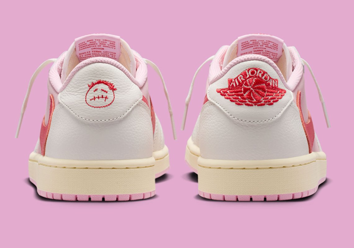 Air Jordan 1 Retro Low OG SP
x Travis Scott "Sail Tropical Pink"