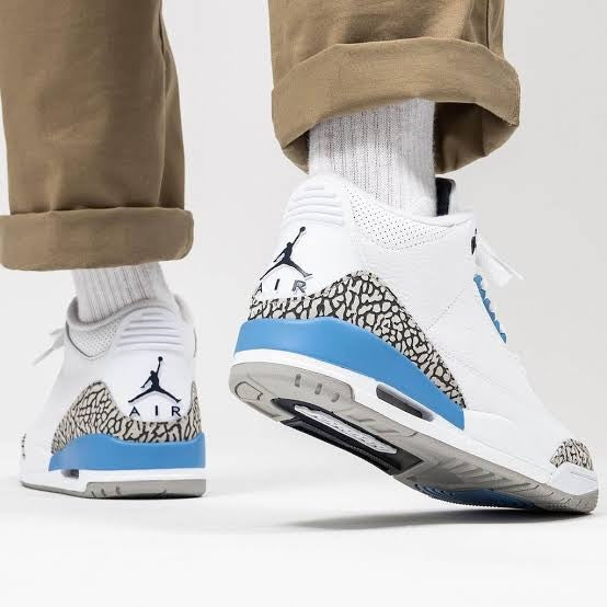 Air Jordan 3 Retrô
"UNC"