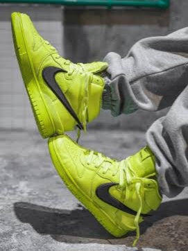 Nike Dunk High x AMBUSH "Flash Lime"