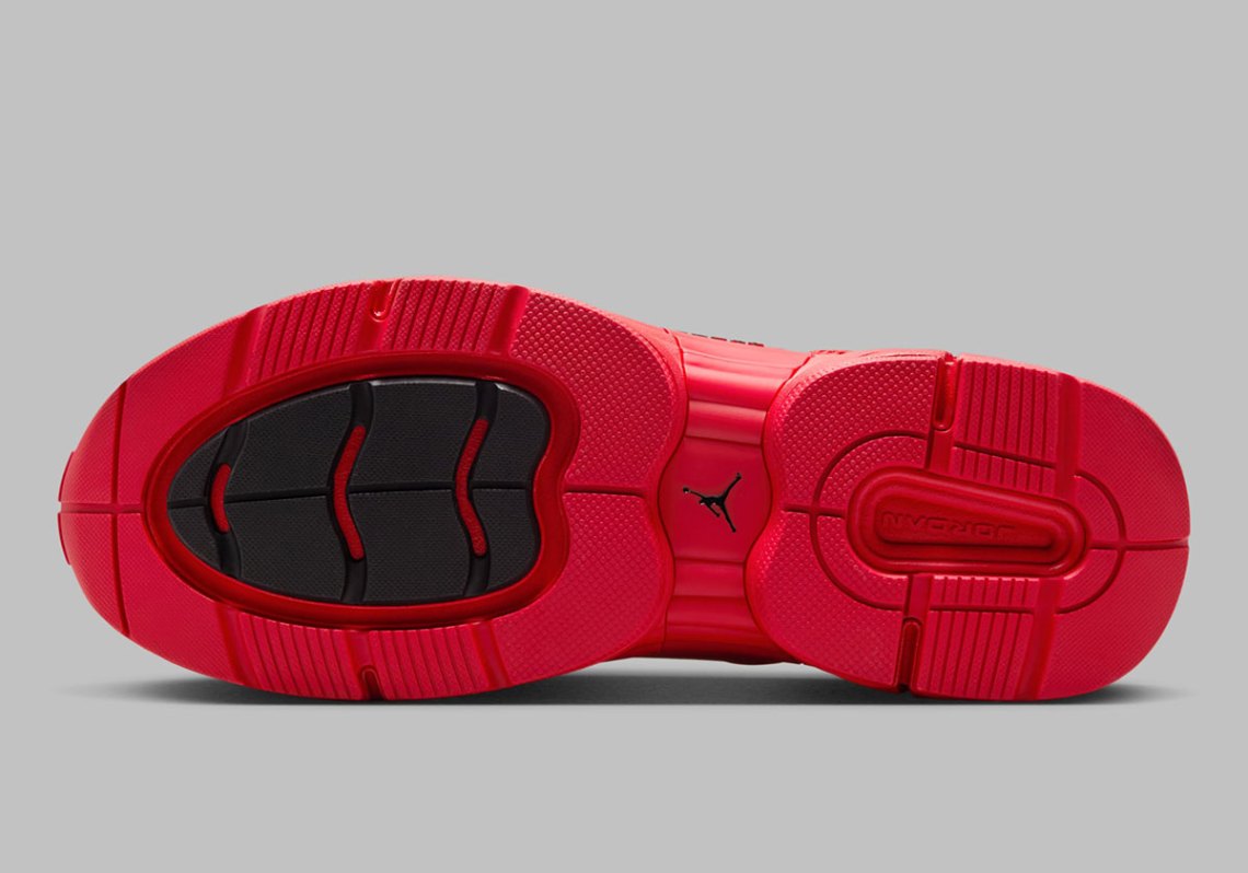 Jordan Trunner O/S "University Red"