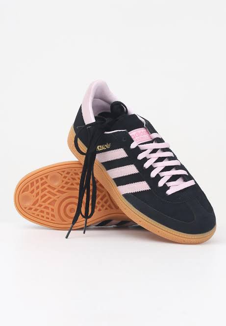 Adidas Handball Spezial
"Core Black Clear Pink Gum" (Women's)