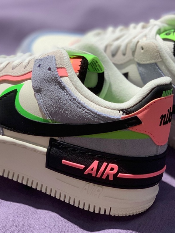 Air Force 1 Low Shadow
"Sunset Pulse" (Women's)