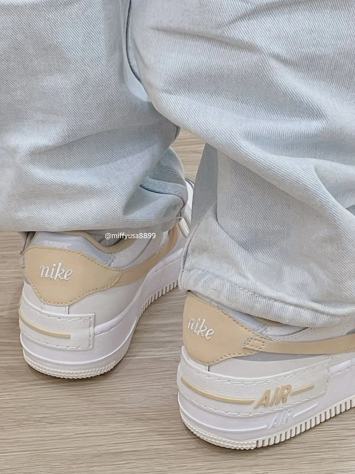 Air Force 1 Low Shadow
"Sail Tan" (Women's)