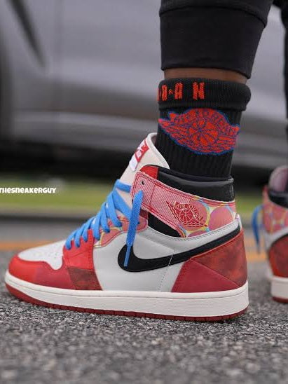 Air Jordan 1 Retro High OG x
Spider-Man "Across the Spider-Verse"