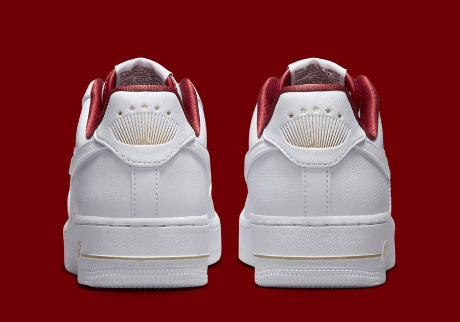 Air Force 1 Low '07 SE
"Just Do It Summit White Team Red" (Women's)