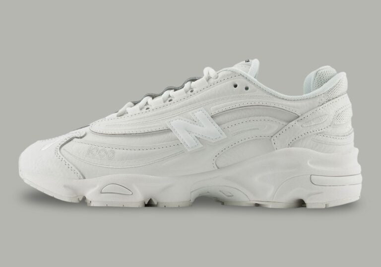 New Balance 1000
"Reflection Sea Salt"