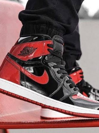 Air Jordan 1 Retro High OG
"Patent Bred"