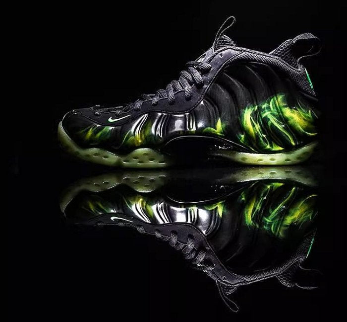 Nike Air Foamposite One
"ParaNorman"