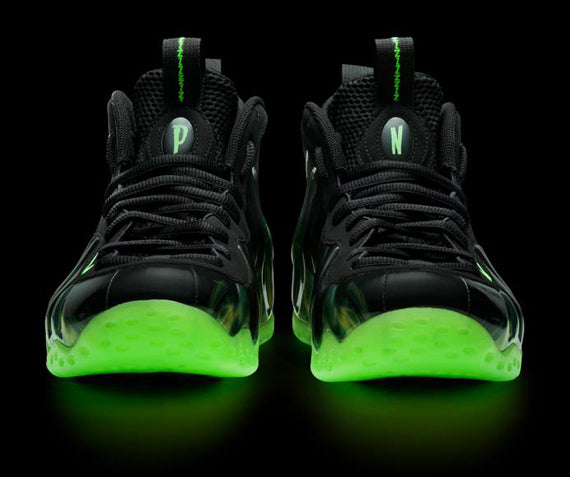 Nike Air Foamposite One
"ParaNorman"