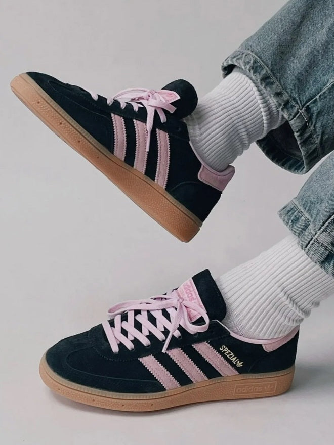 Adidas Handball Spezial
"Core Black Clear Pink Gum" (Women's)