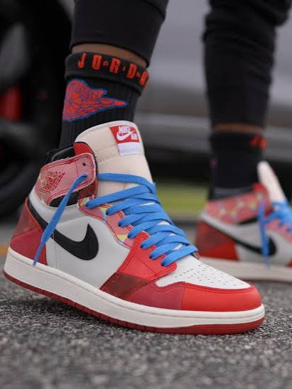 Air Jordan 1 Retro High OG x
Spider-Man "Across the Spider-Verse"